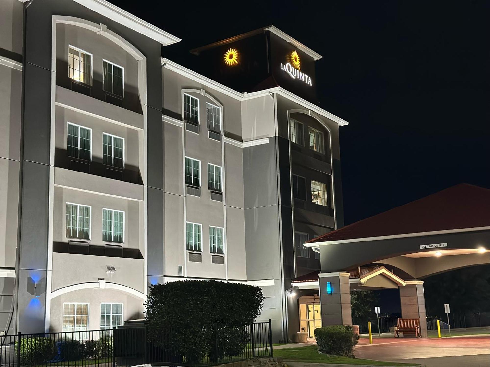 La Quinta By Wyndham Fort Worth - Lake Worth Exteriör bild